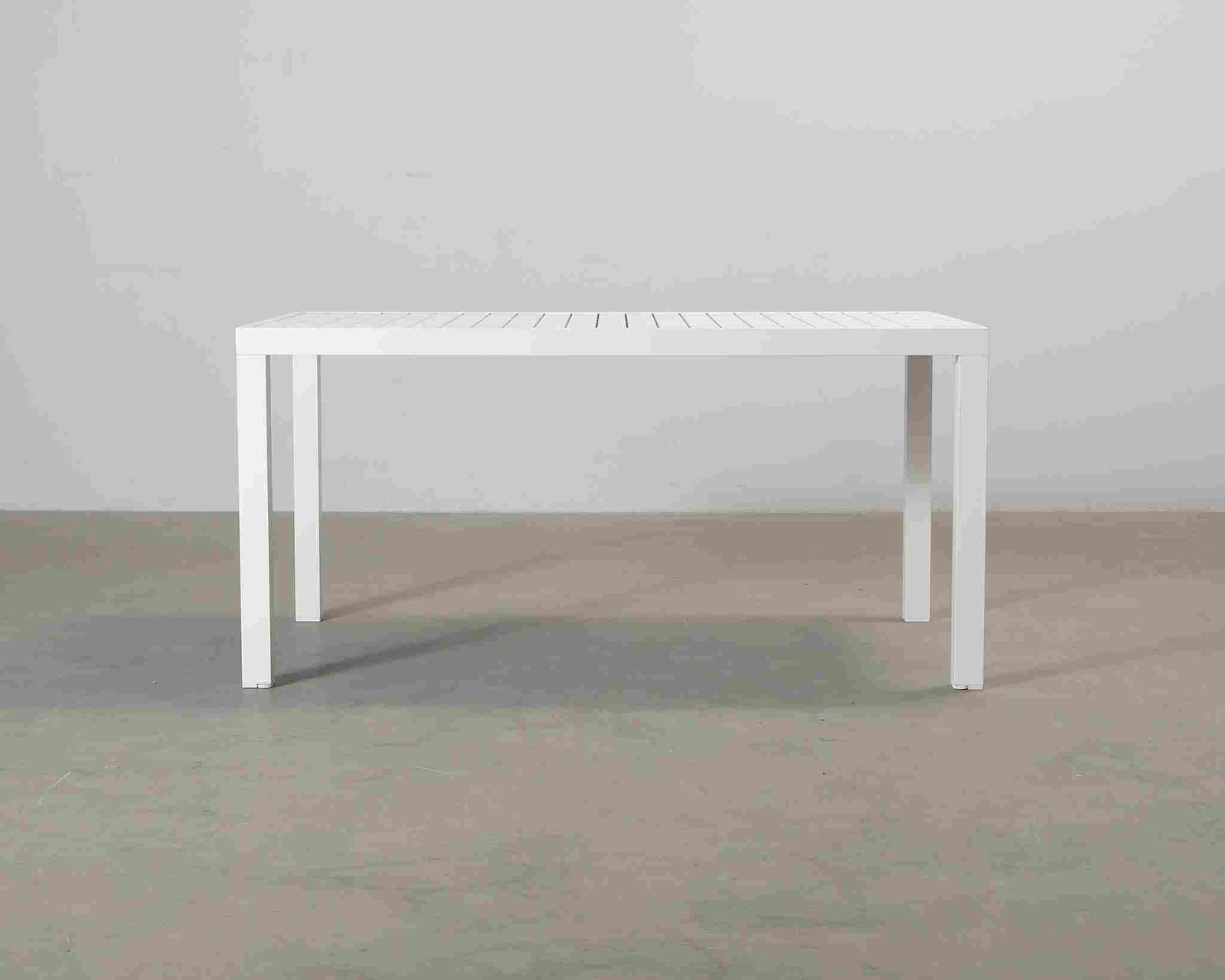 Forms & Objects Arezzo terassipöytä valkoinen