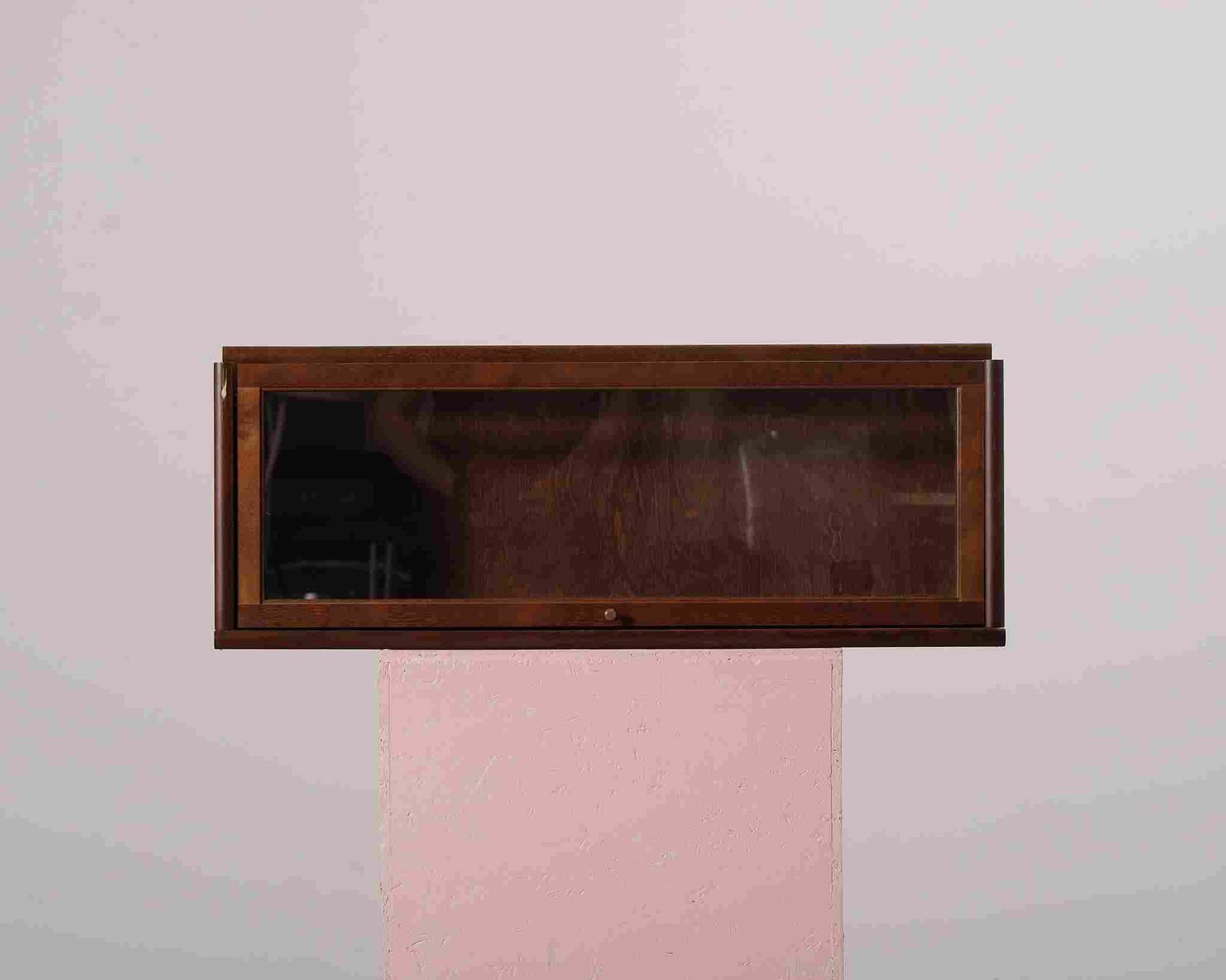 Boknäs vitriini lasiovella S31