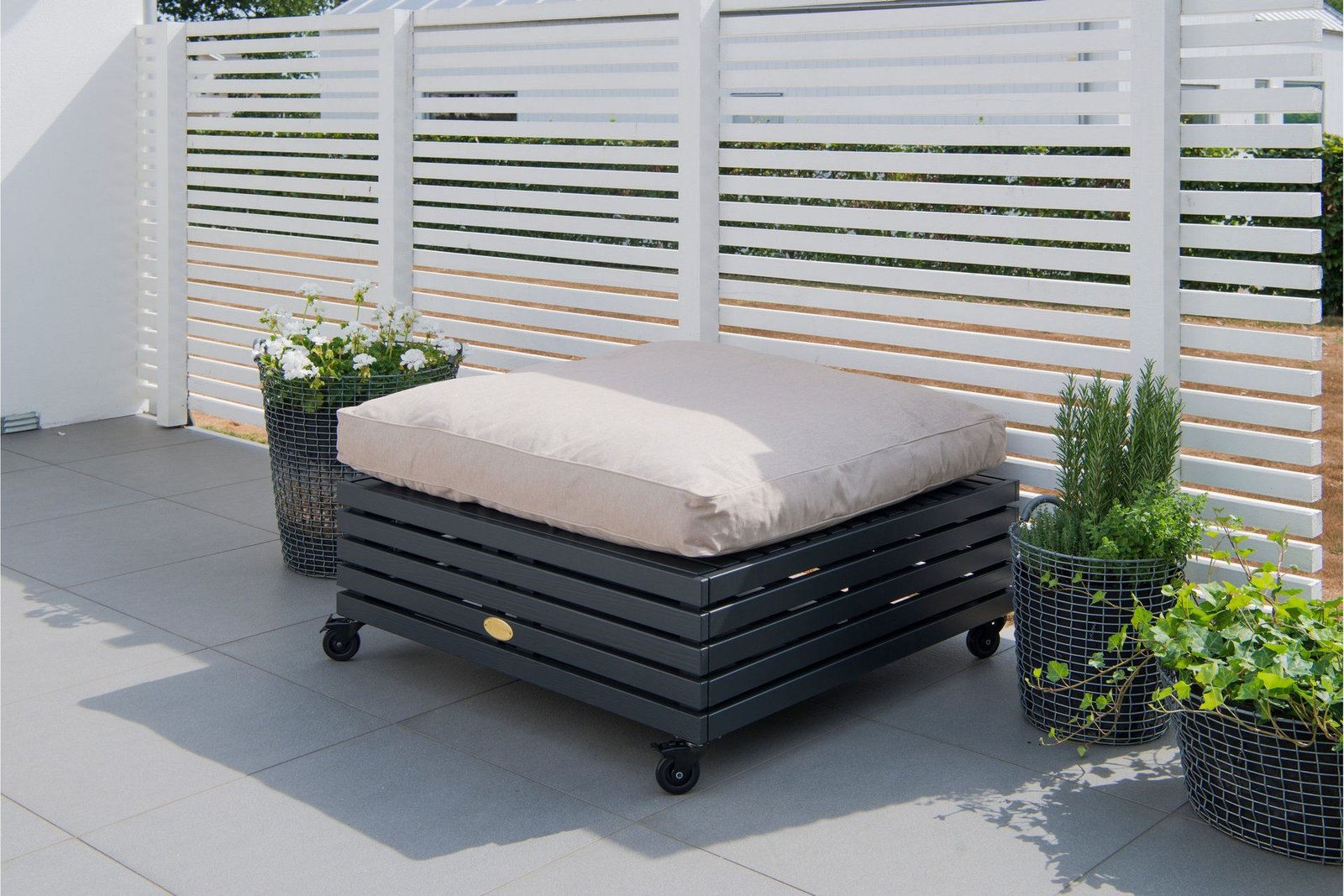 Divaani Bara Vara Harmaa - Hillerstorp