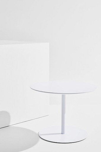 Sivupöytä Margot, pyöreä, halkaisija 60 cm