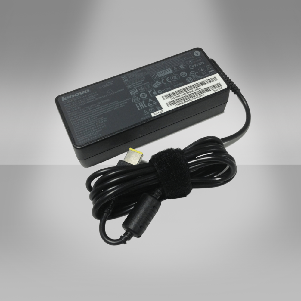 Käytetty Lenovo 45W virtalähde kannettavaan tietokoneeseen, suorakulmainen pää