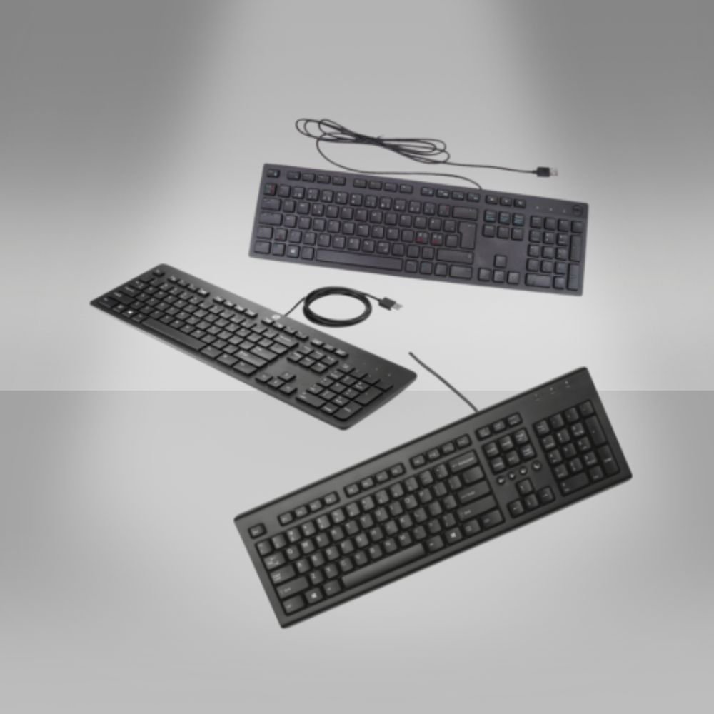 Käytetty USB -näppäimistö