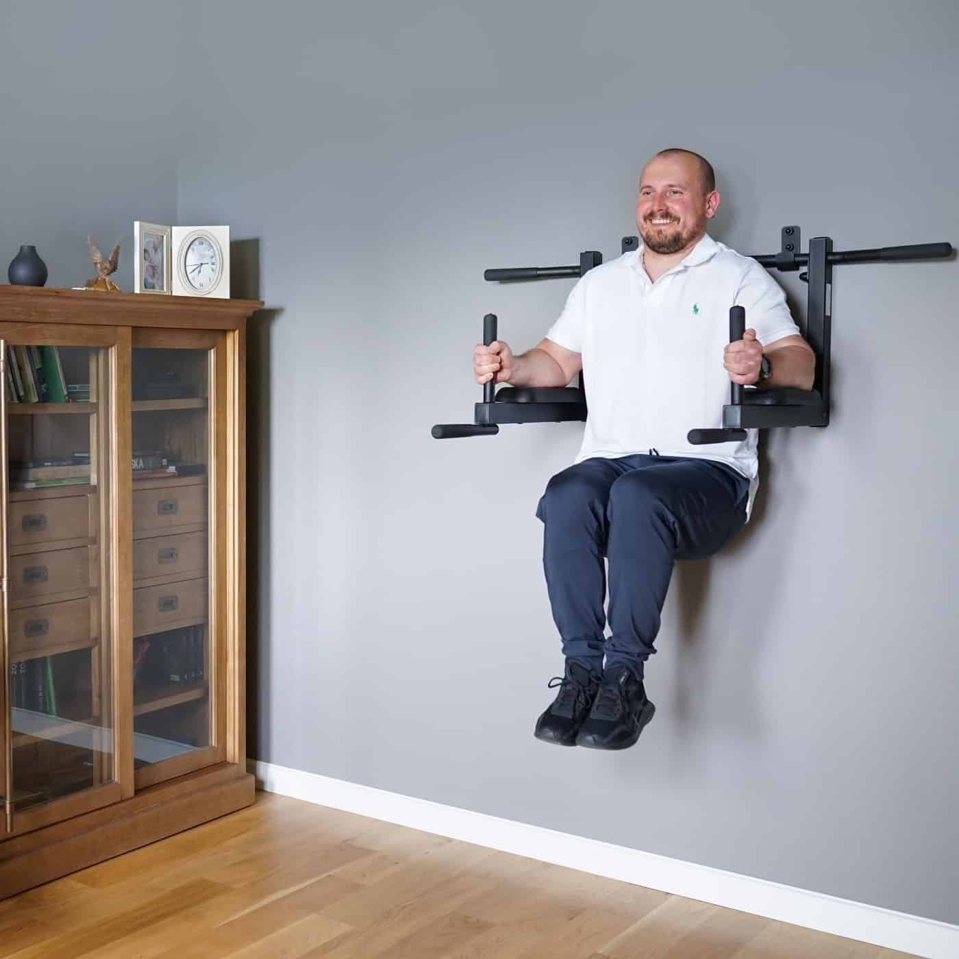 Leuanveto- ja dippitanko D8 2in1 monitoimitanko seinään BenchK D8 Pull-up Bar