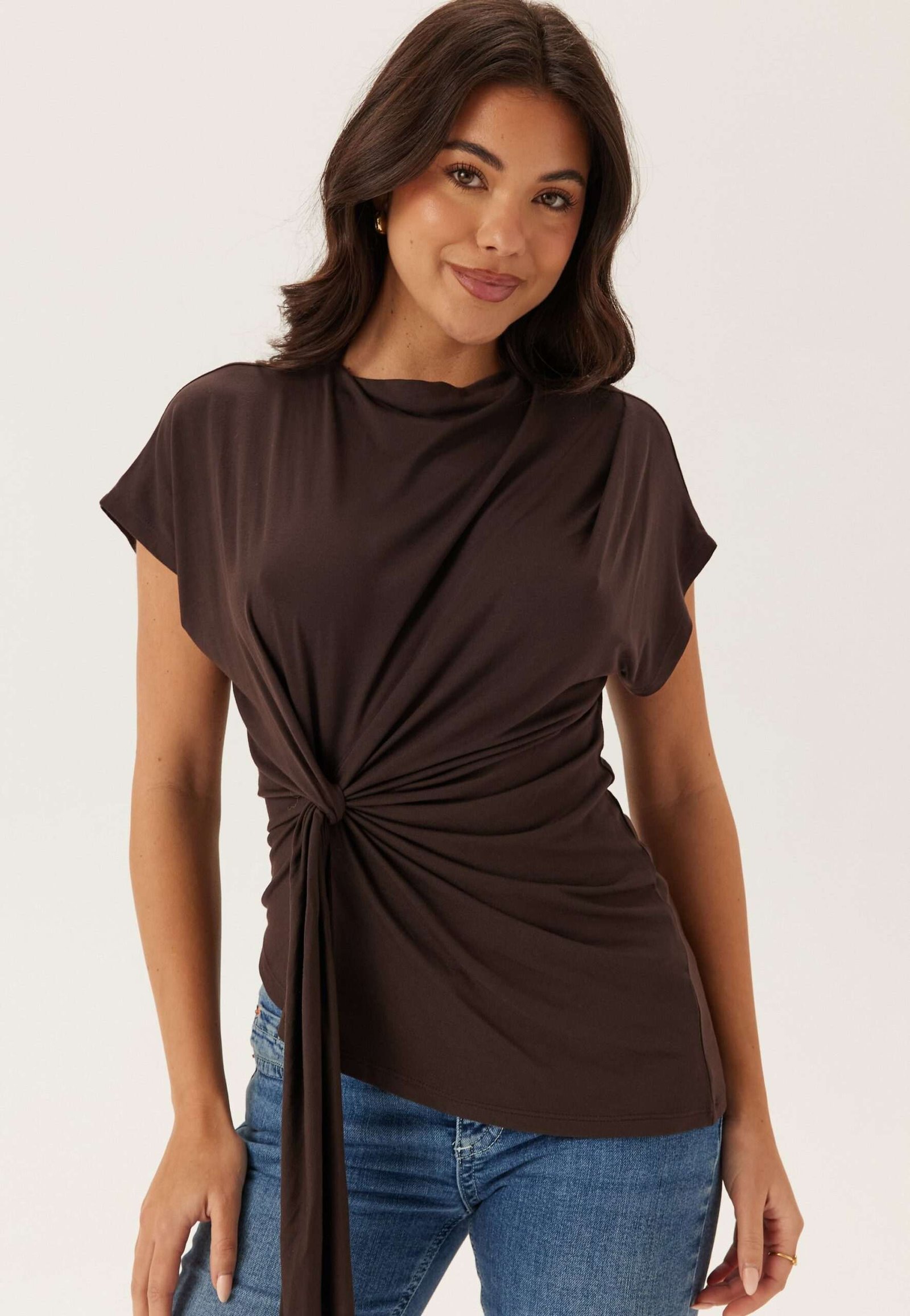 Drapy Knot Top