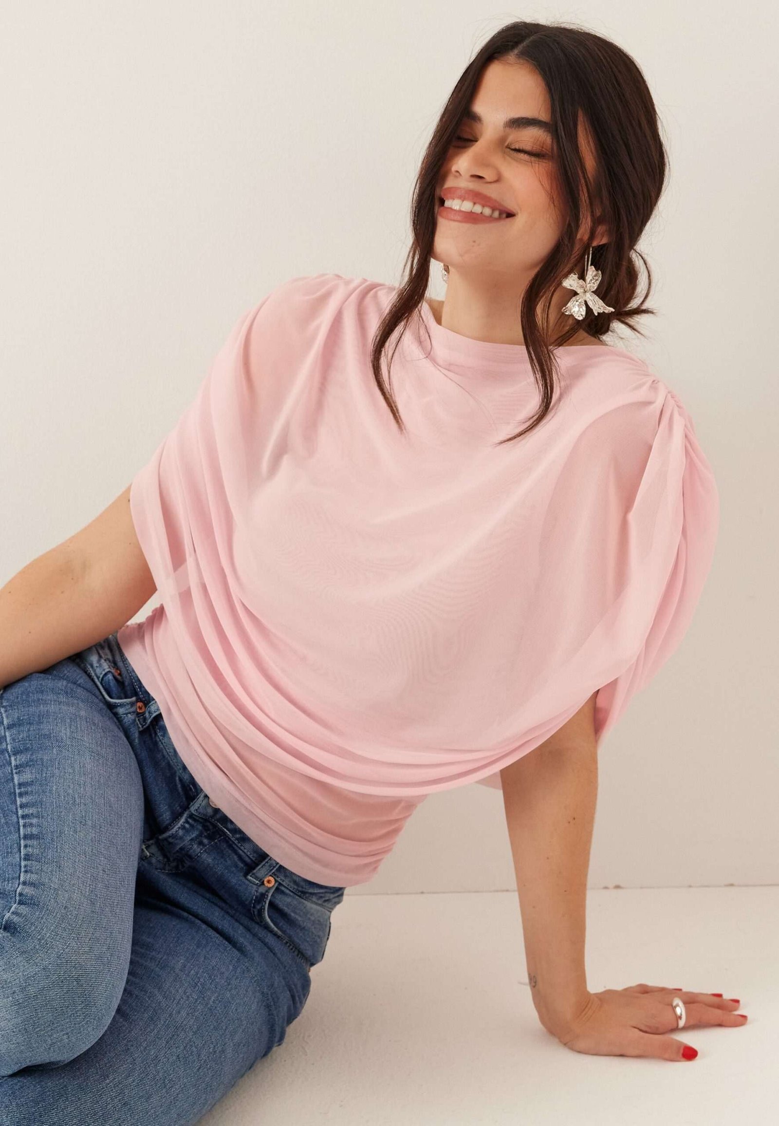 Drapy Mesh Cape Top
