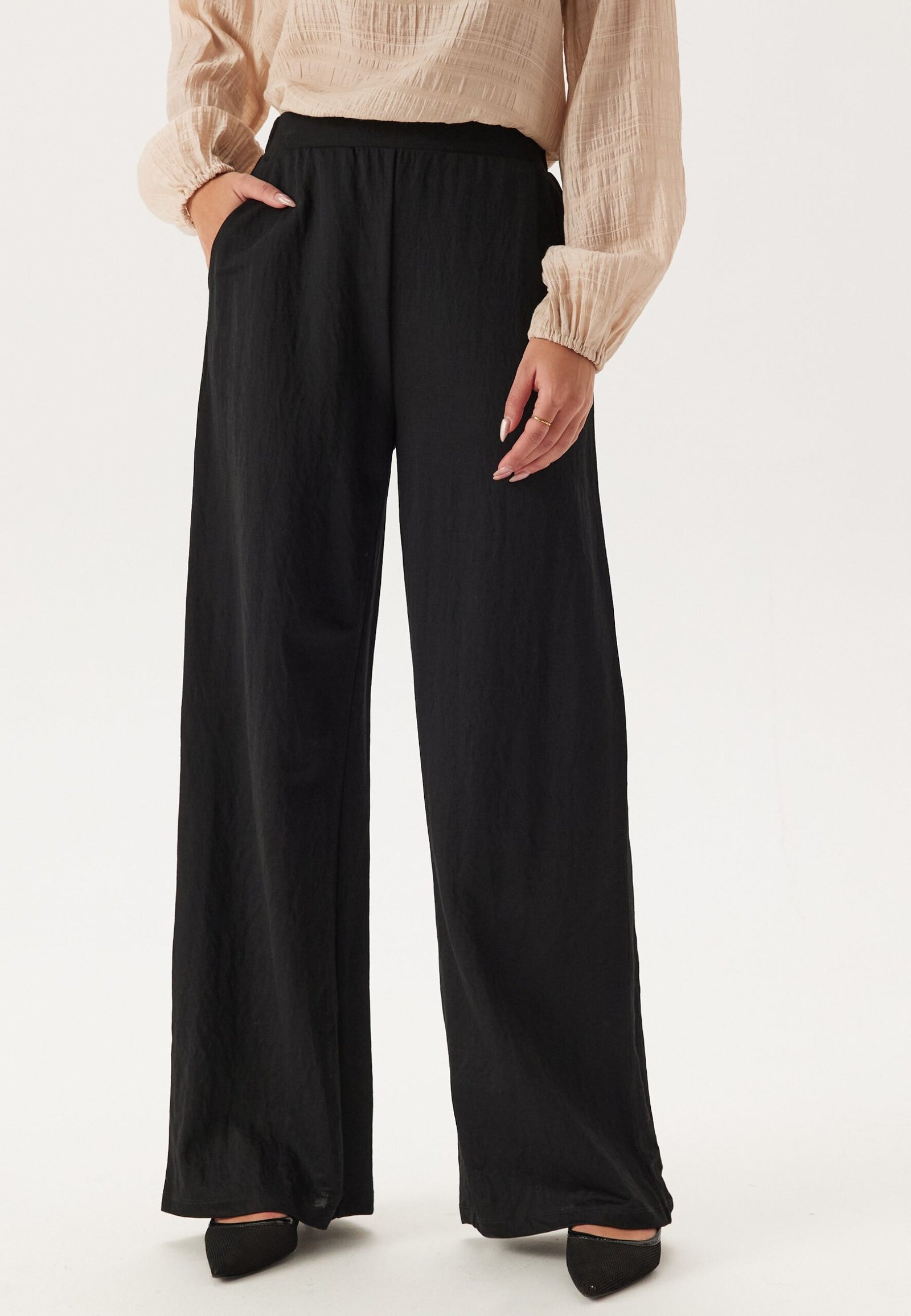 Soft Wide Leg Pants