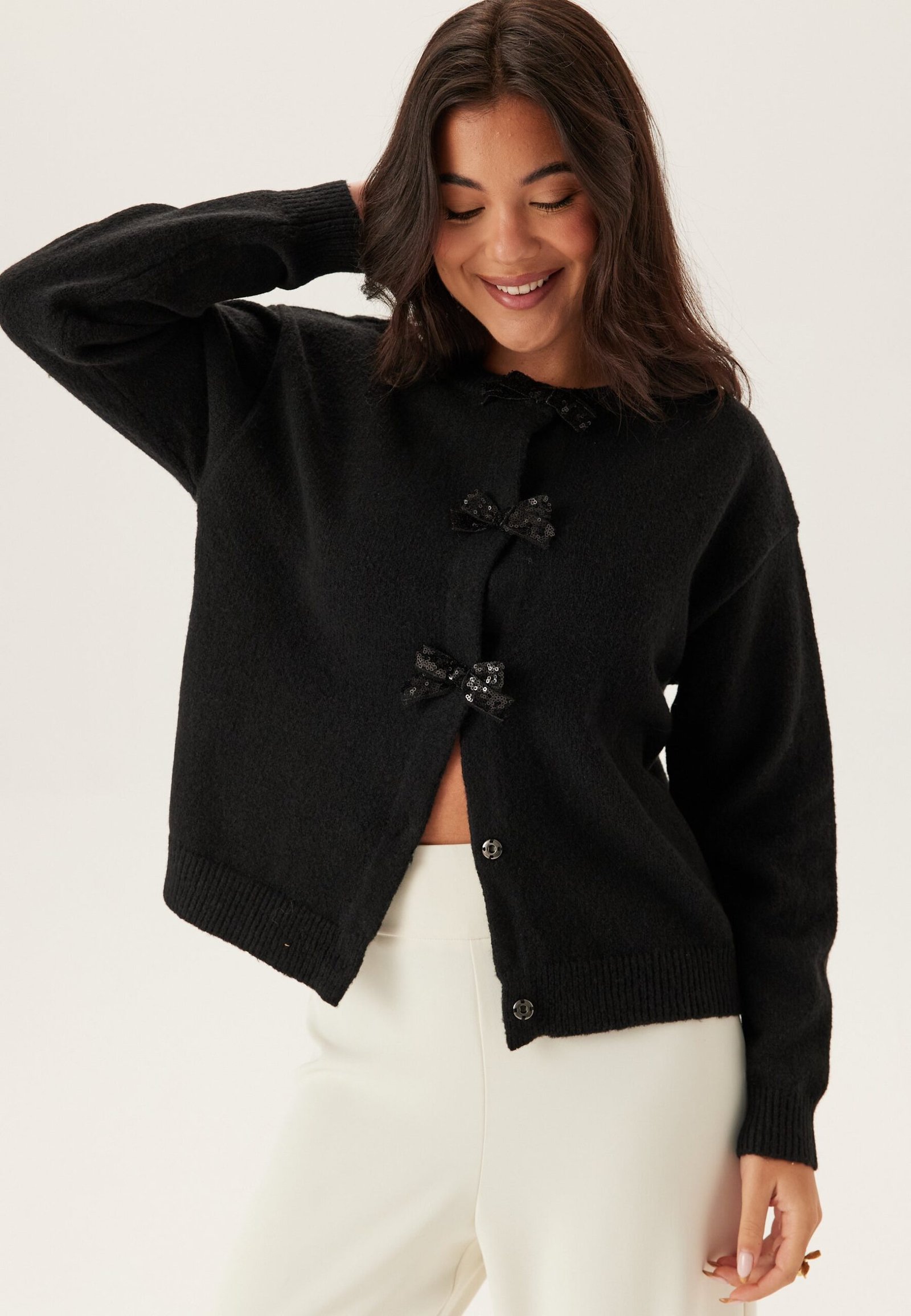 Vibrianna O-neck L/S BOW KNIT