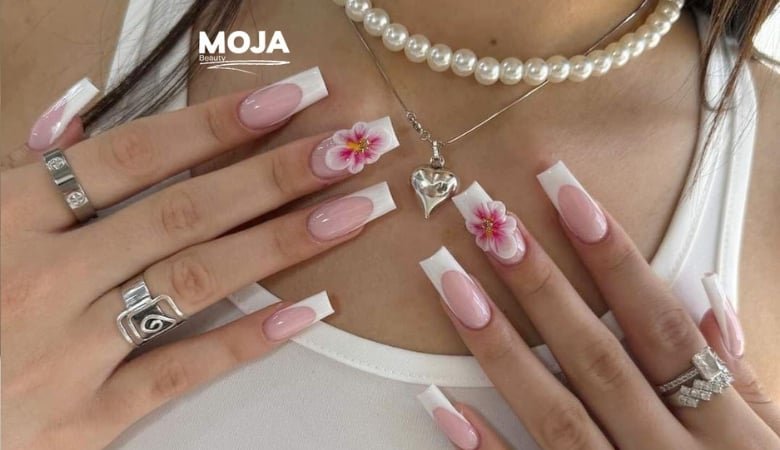 Geelilakkaus, rakennekynnet, ripsien kestotaivutus tai spa-jalkahoito | alk. 18 € | Kallio & Kamppi