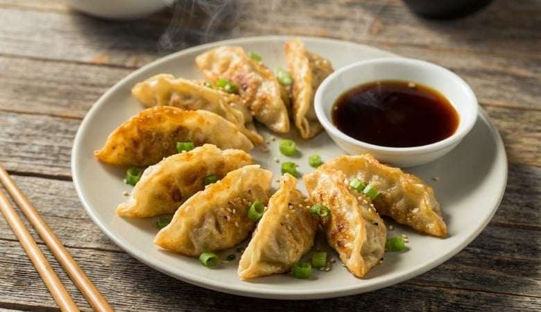 Gyoza-annos yhdelle tai kahdelle | Alk. 6,90 € | Helsinki, Punavuori - Gyoza-annos yhdelle