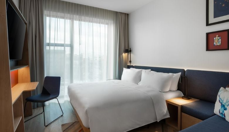 Hampton by Hilton - Yö kahdelle sis. aamiainen | Tallinna