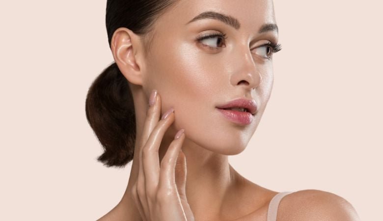 Happokuorinta + mesoterapia kasvoille ja käsille |  -57 % | Helsinki, Kaisaniemi - Happokuorinta + mesoterapia kasvoille ja käsille