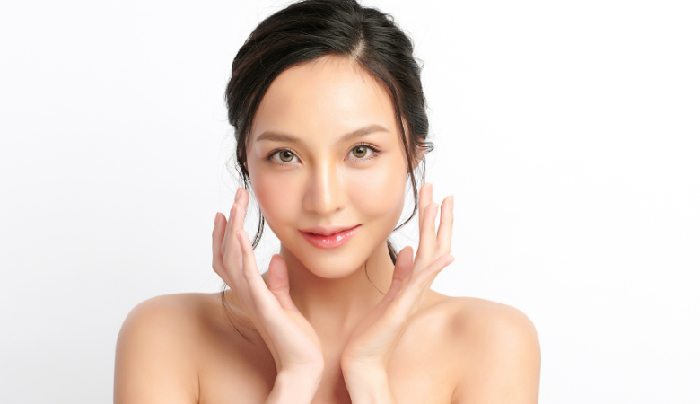 Happokuorinta, mikroneulaus ja LED-valohoito kasvoille | -64 % | Tampere - Happokuorinta, mikroneulaus ja LED-valohoito kasvoille