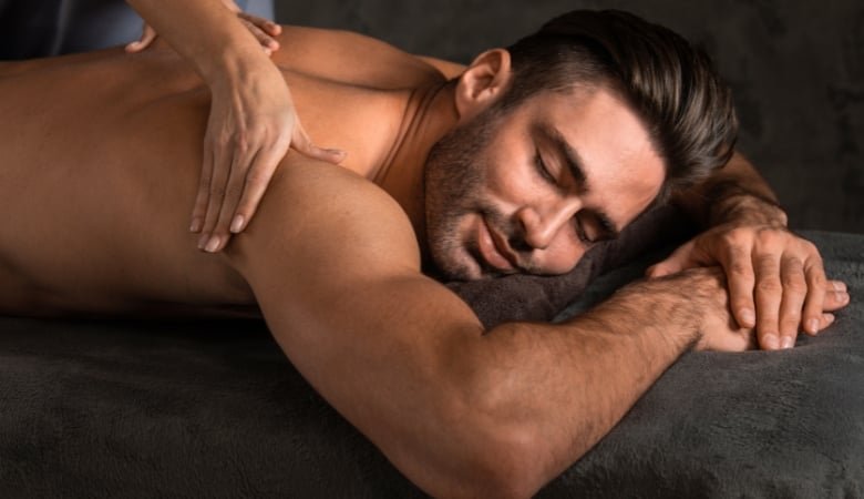 Hemmotteluhoito miehelle | Säästä 39 % | Helsinki, Vuosaari - Hemmotteluhoito miehelle