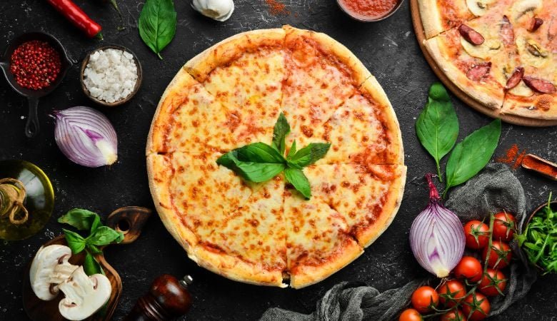 Vapaavalintaiset pizzat 1-2:lle | jopa -28 % | Helsinki, Pukinmäki