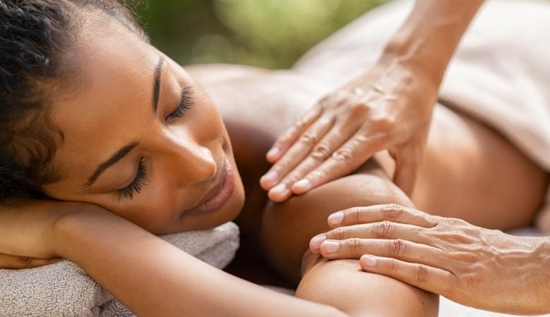 Hieronta 60 min | -47 % | Helsinki, Punavuori - Selkä-, niska-, hartia-, (60 min)