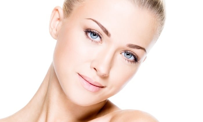 Kasvohoito kosteuttavalla hieronnalla | -75 % | Helsinki, Ruoholahti & Kamppi