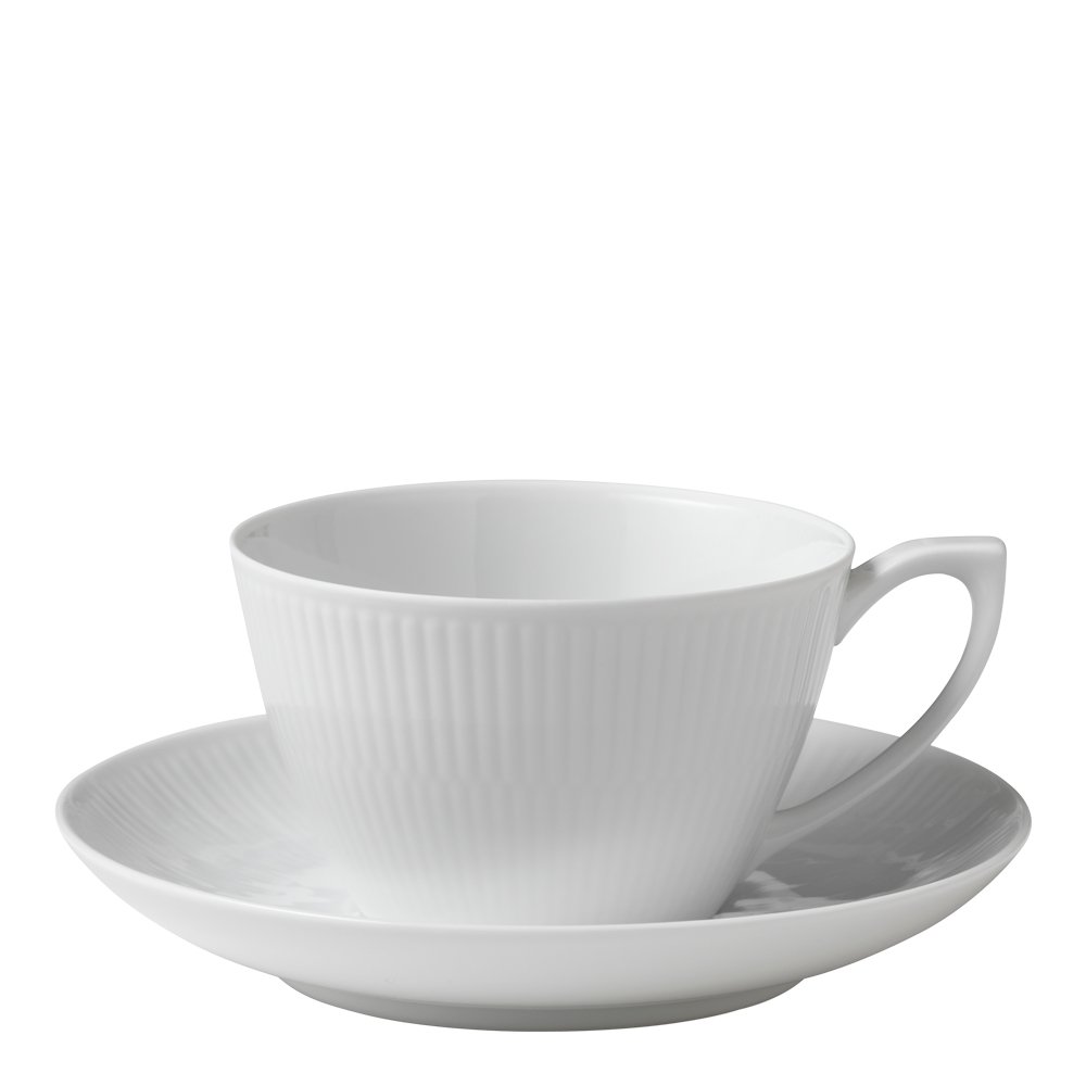 Royal Copenhagen  White Fluted Teekuppi ja lautanen 28 cl