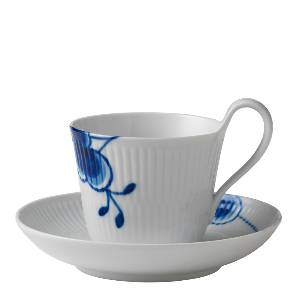 Royal Copenhagen Blue Fluted Mega Kahvikuppi ja lautanen 24 cl