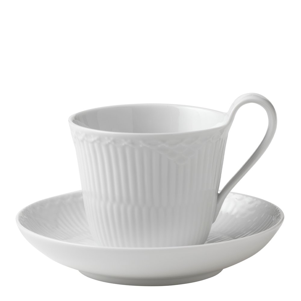 Royal Copenhagen  White Fluted Half Lace Kahvikuppi ja lautanen 24 cl