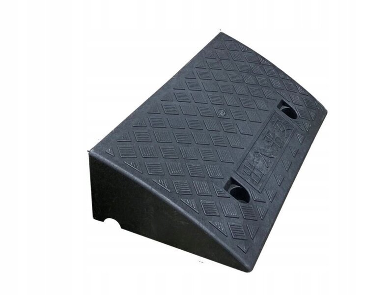 Auton luiska 13 cm reunakivelle reunakiviramppi reunakiviramppi