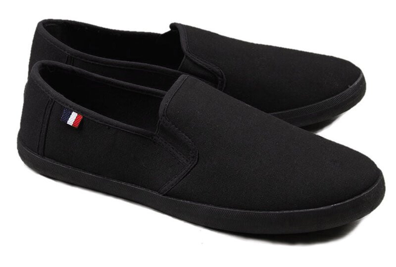 Miesten tennarit slip-on päällystetyt tennarit kevyt ilmava täyskangas Lano musta