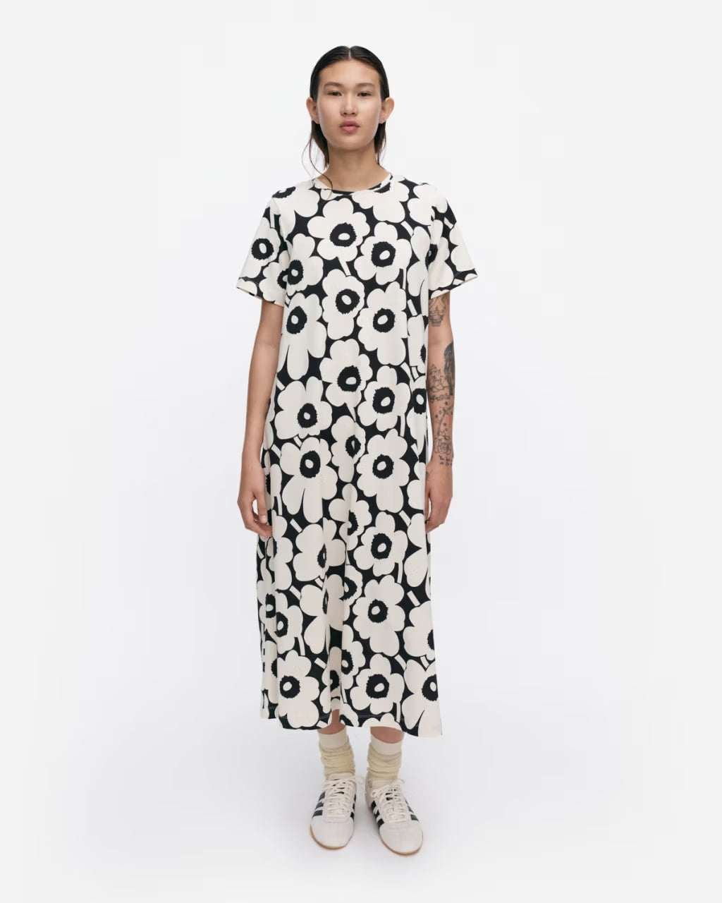Marimekko mekko Pisteinen Unikko, mustavalkoinen