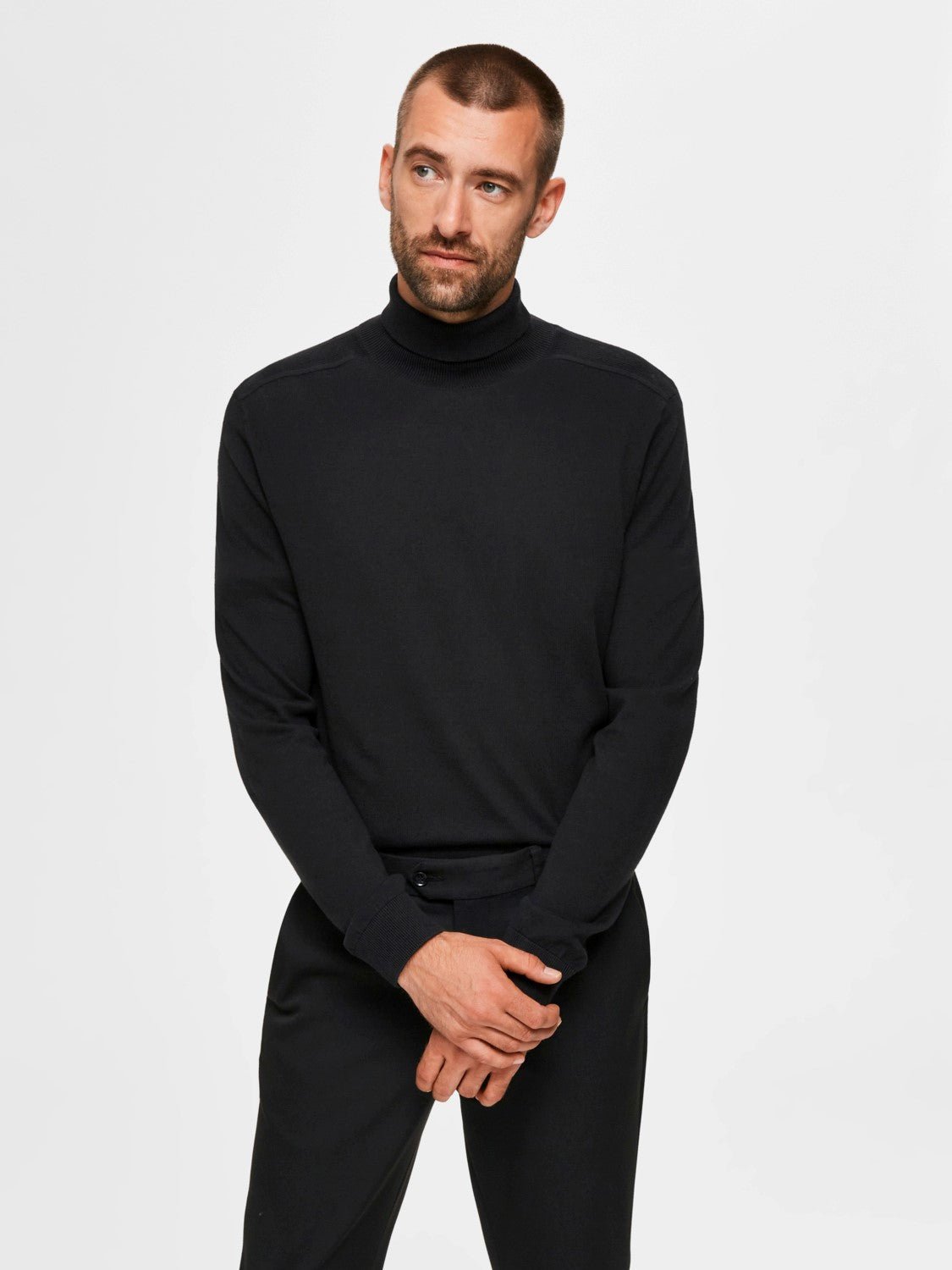 Selected Miesten Pooloneule Berg Roll Neck, Musta