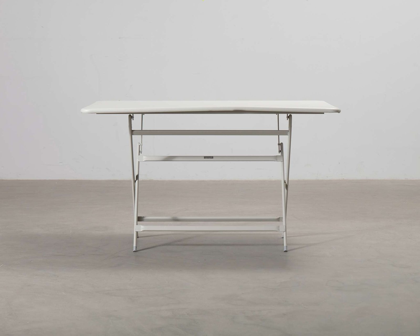 Fermob Caractère terassipöytä Clay Gray