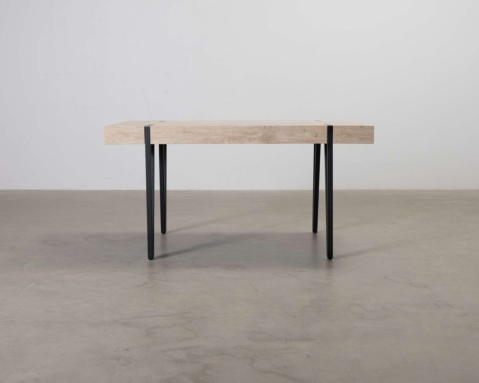 Adena ruokapöytä 150 cm