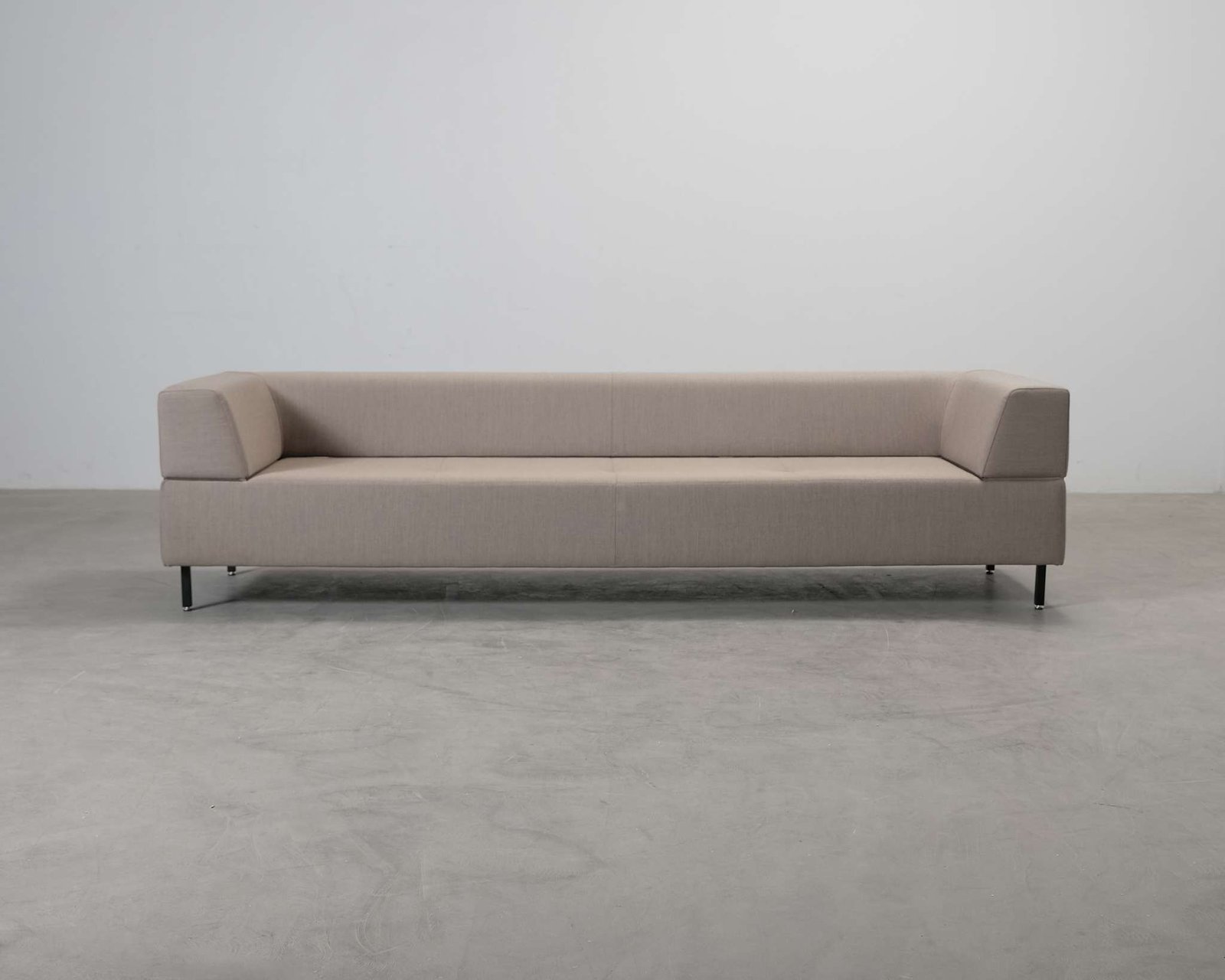 Inclass Norma 4-istuttava sohva beige