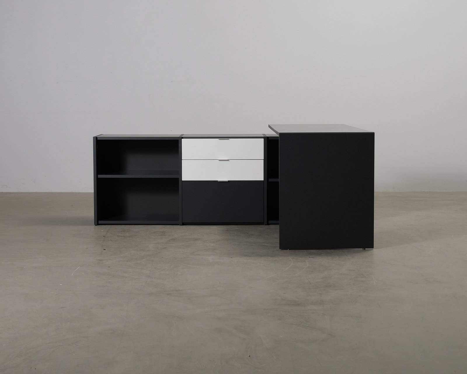 BoConcept Copenhagen työpöytä musta