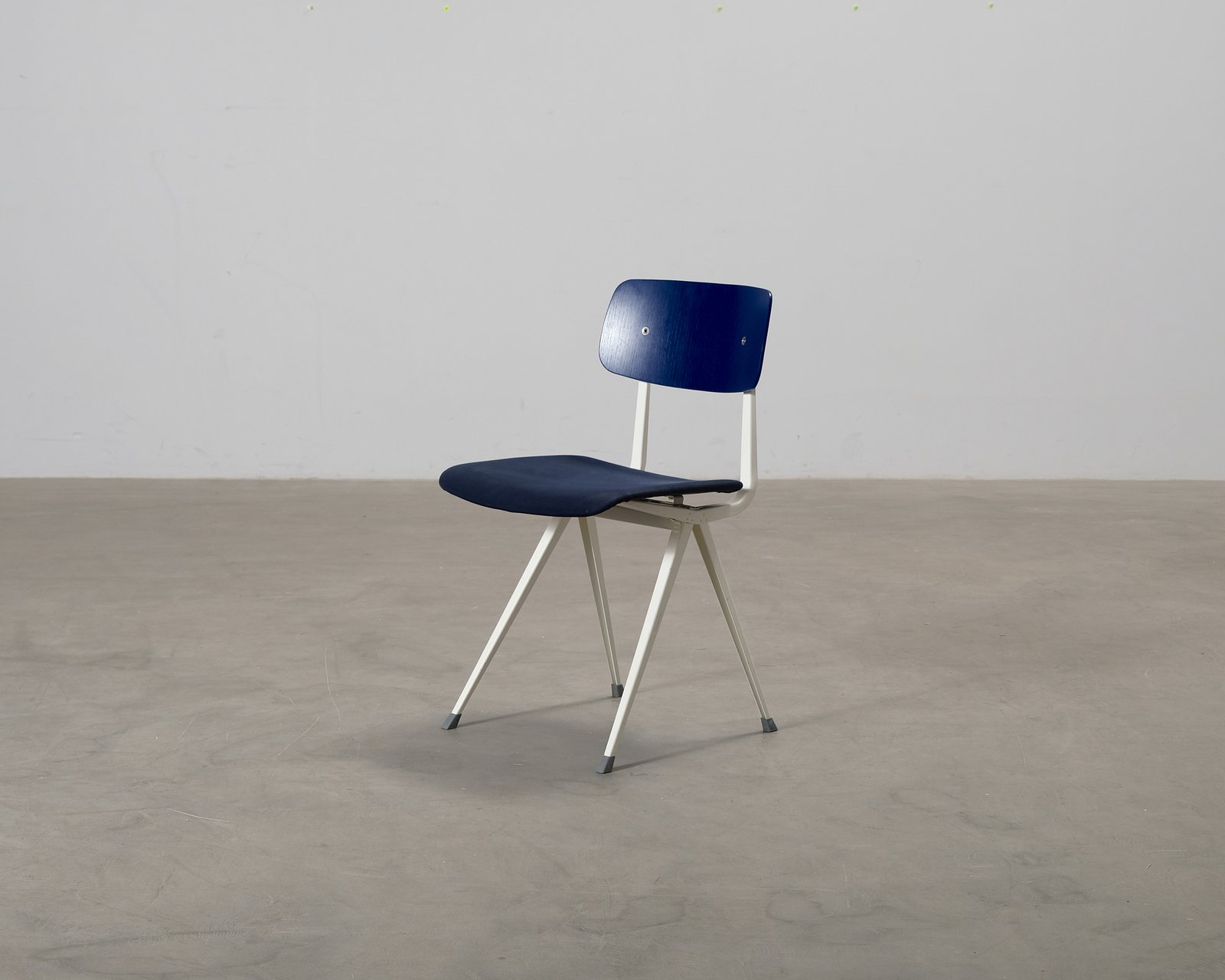 HAY Result tuoli sininen