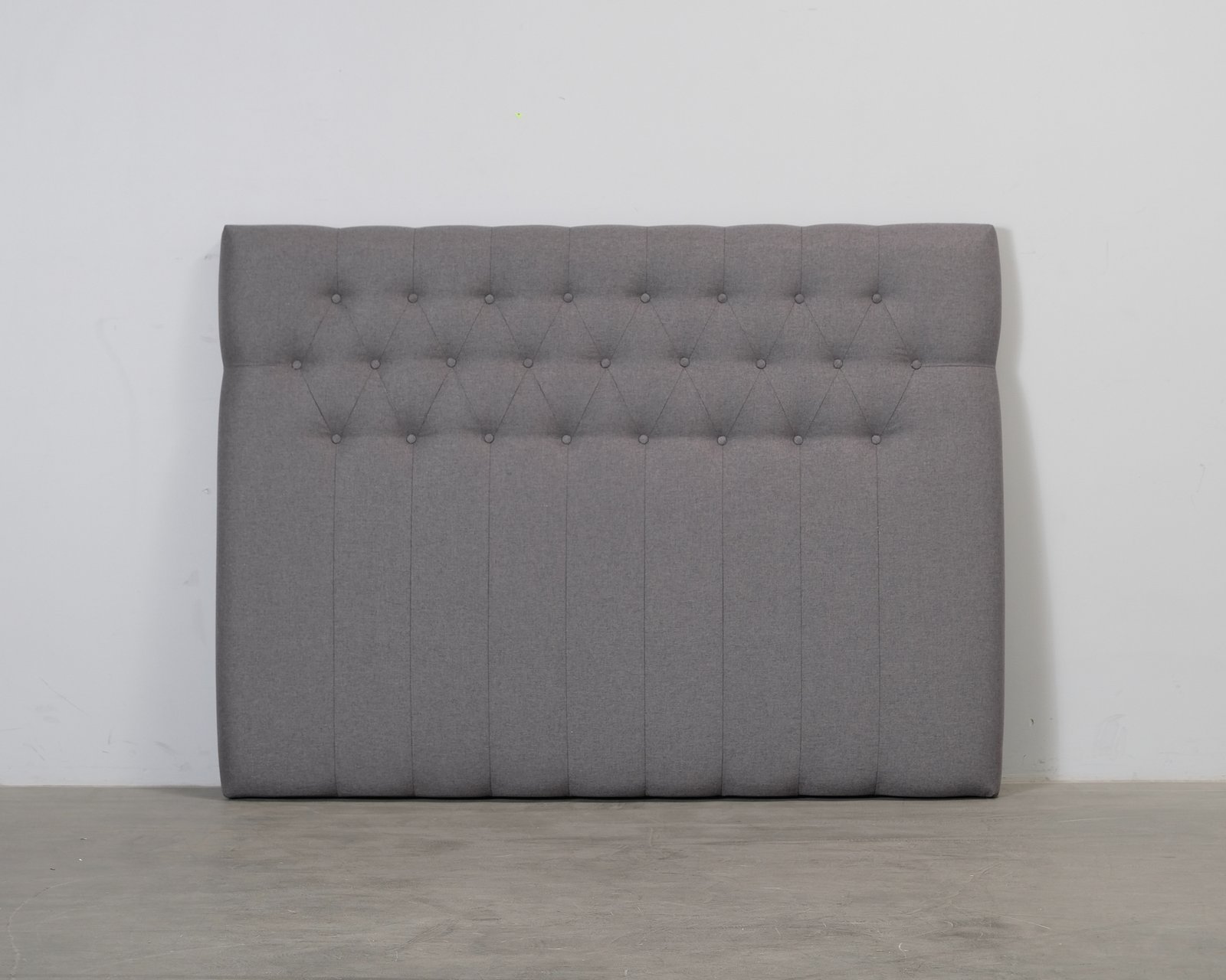 Hilton sängynpääty 160 cm harmaa