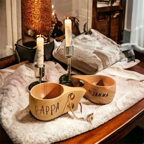 Kuksa lapsen kirjoituksella, joululahja isovanhemmille