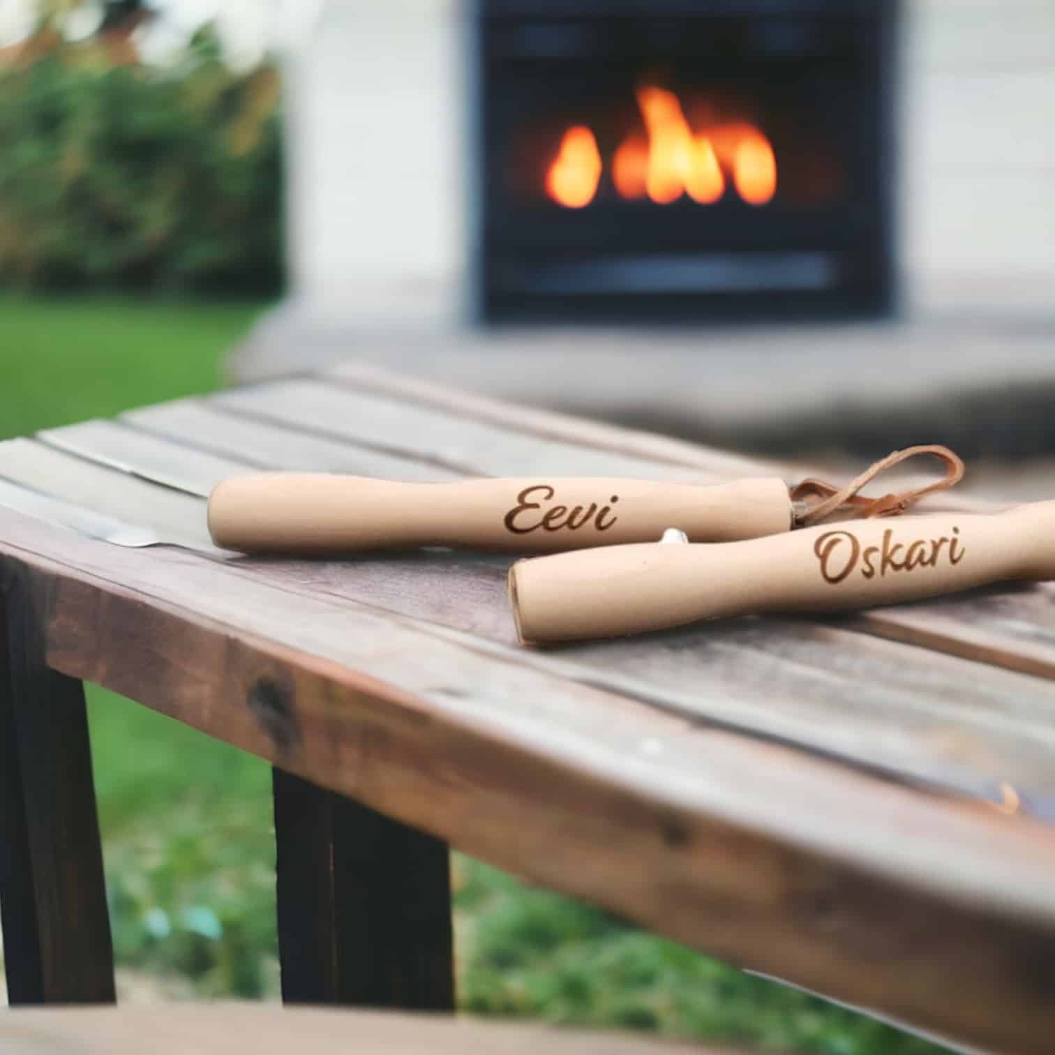 Lahjasetti, makkaratikut nimillä