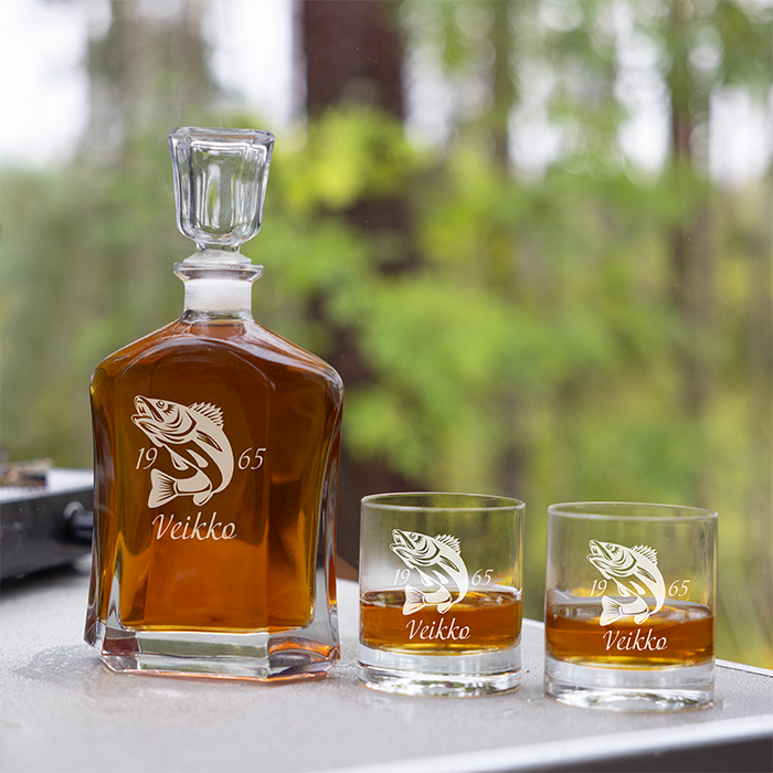 Viskikarahvisetti kaiverruksella, kalastus