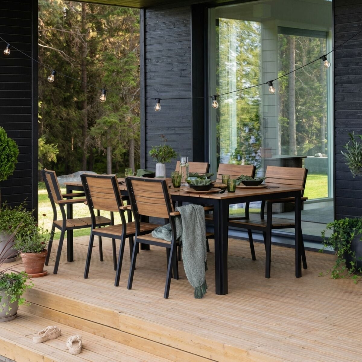 Brafab Patio aintwood ruokapöytä 207x100 musta/tiikki