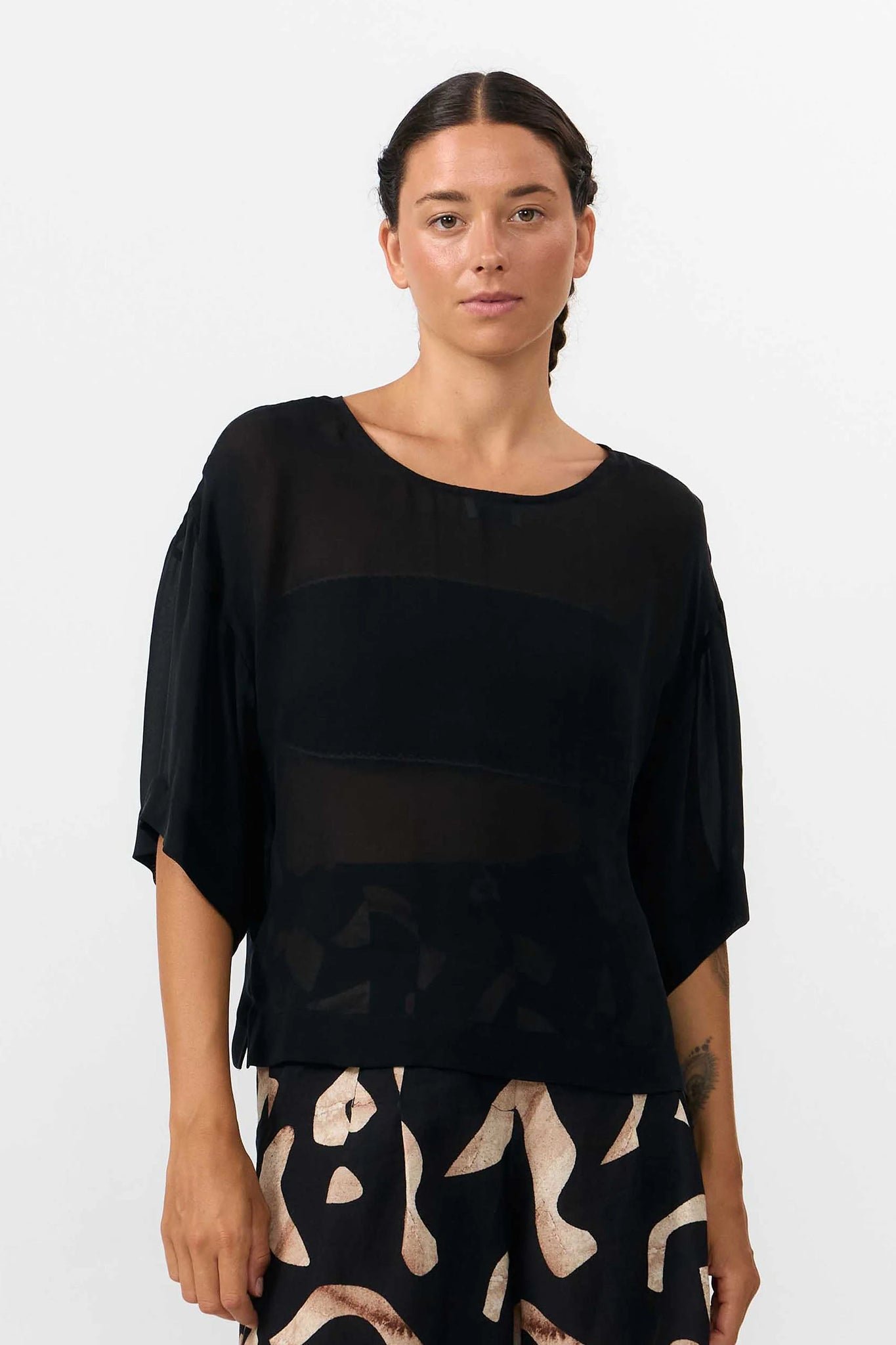 Sella Blouse Schiffon Black