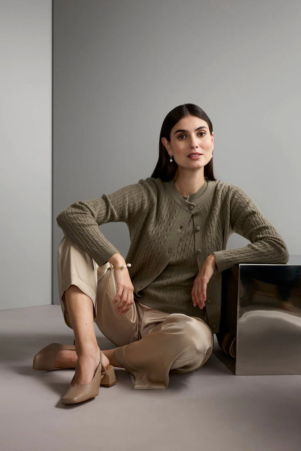 Kamil Cashmere Cardigan Olive