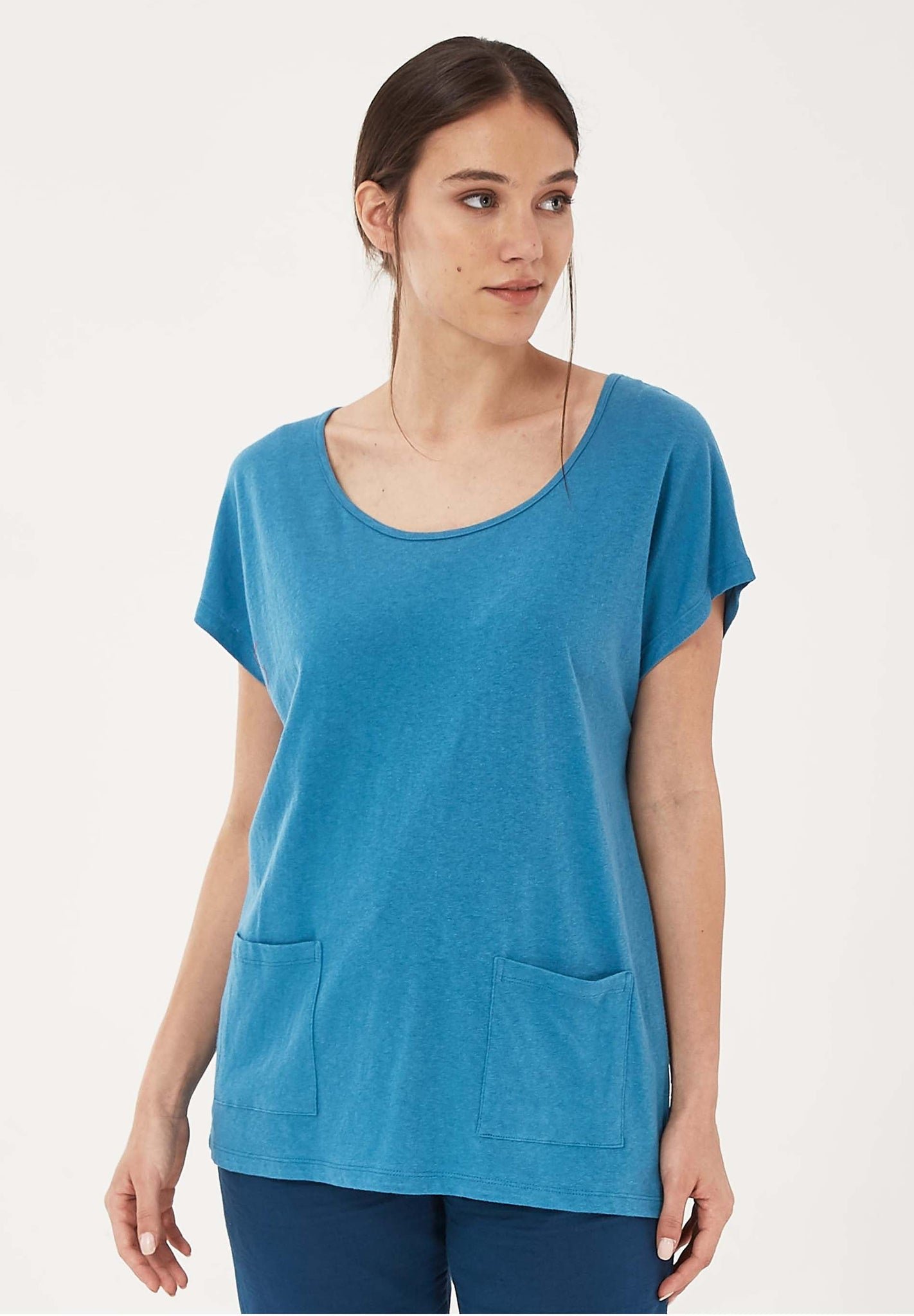 Women's Linen Blend T-Shirt With Front Pockets Ocean