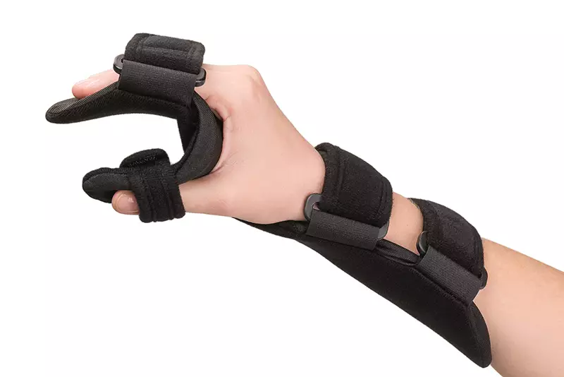 Qmed Splint for palm and forearm käsilasta, koko S, vasen S / Vasen