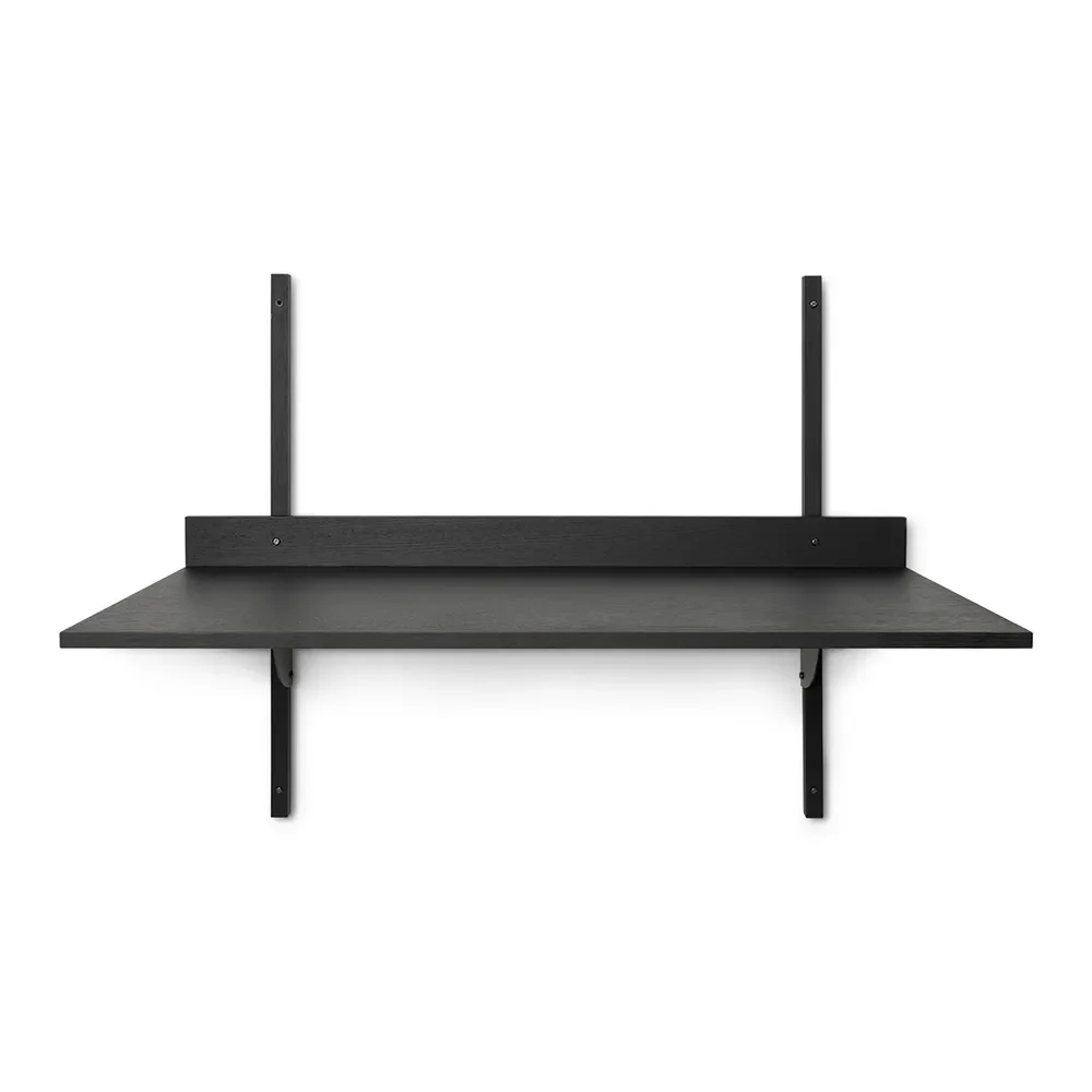 Ferm Living, Sector Seinälle kiinnitettävä työpöytä - Black Ash/Black Brass
