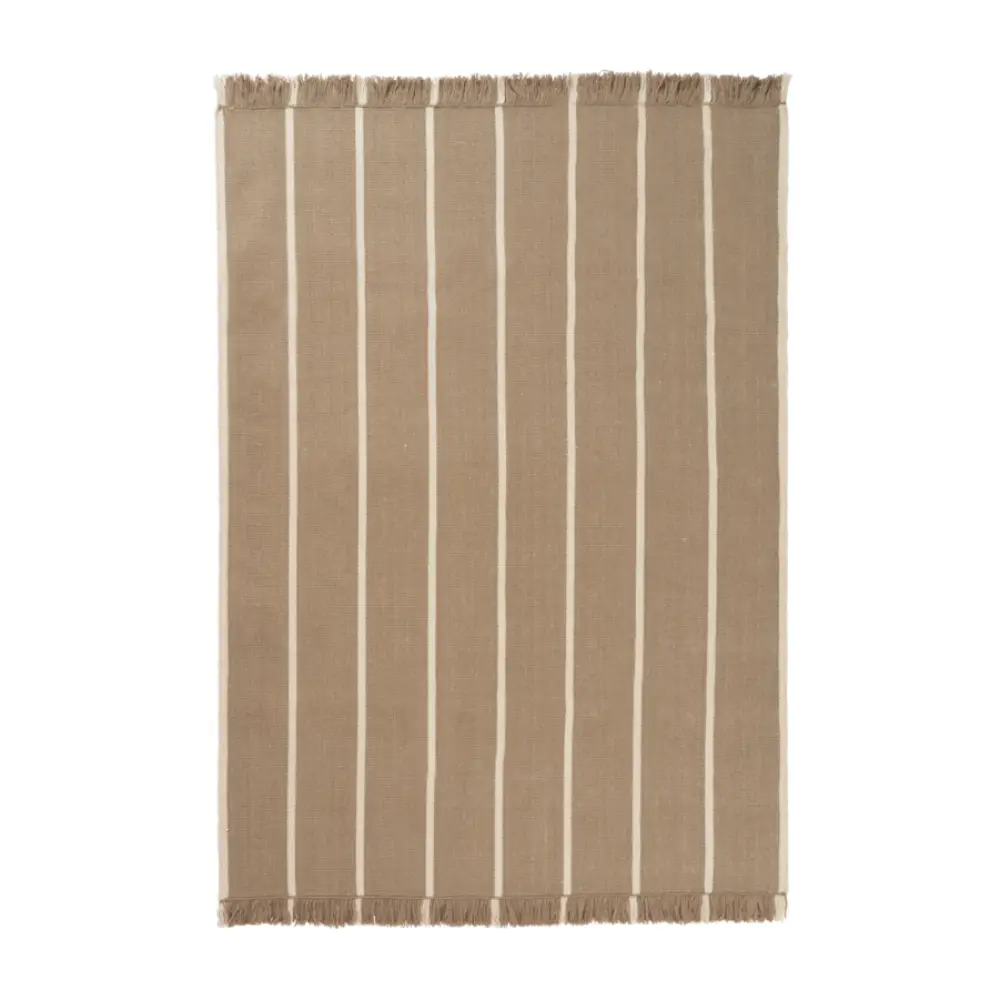 Ferm Living, Calm Kelim Matto 140x200 cm- Dark Sand/Off-white