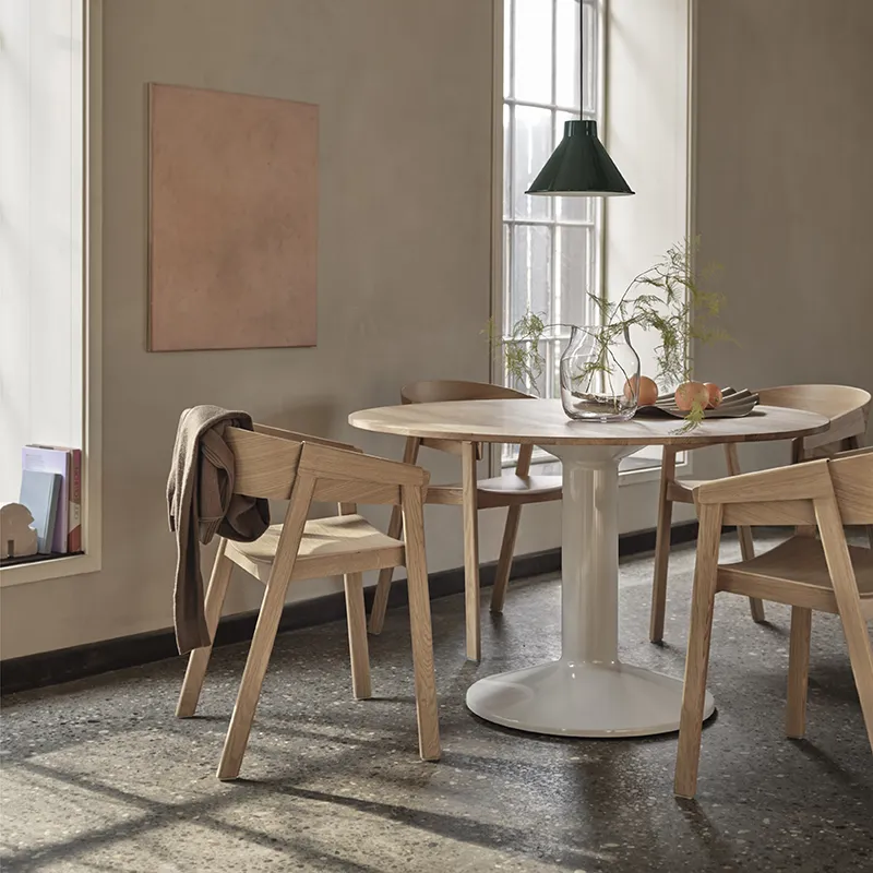 Muuto, Midst & Cover ruokailuryhmä