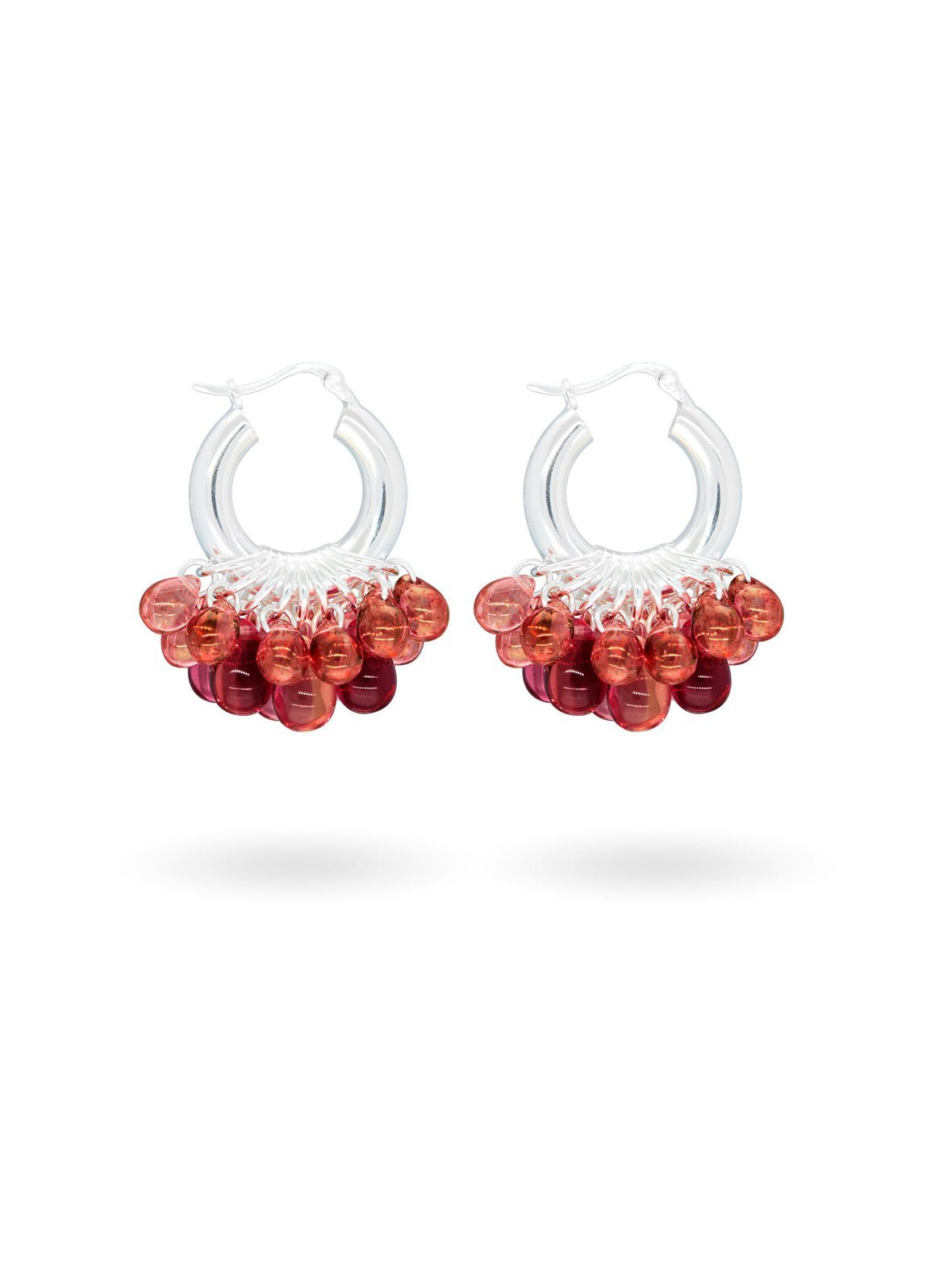 L-o-v-e earrings in silver -korvakorut hopea