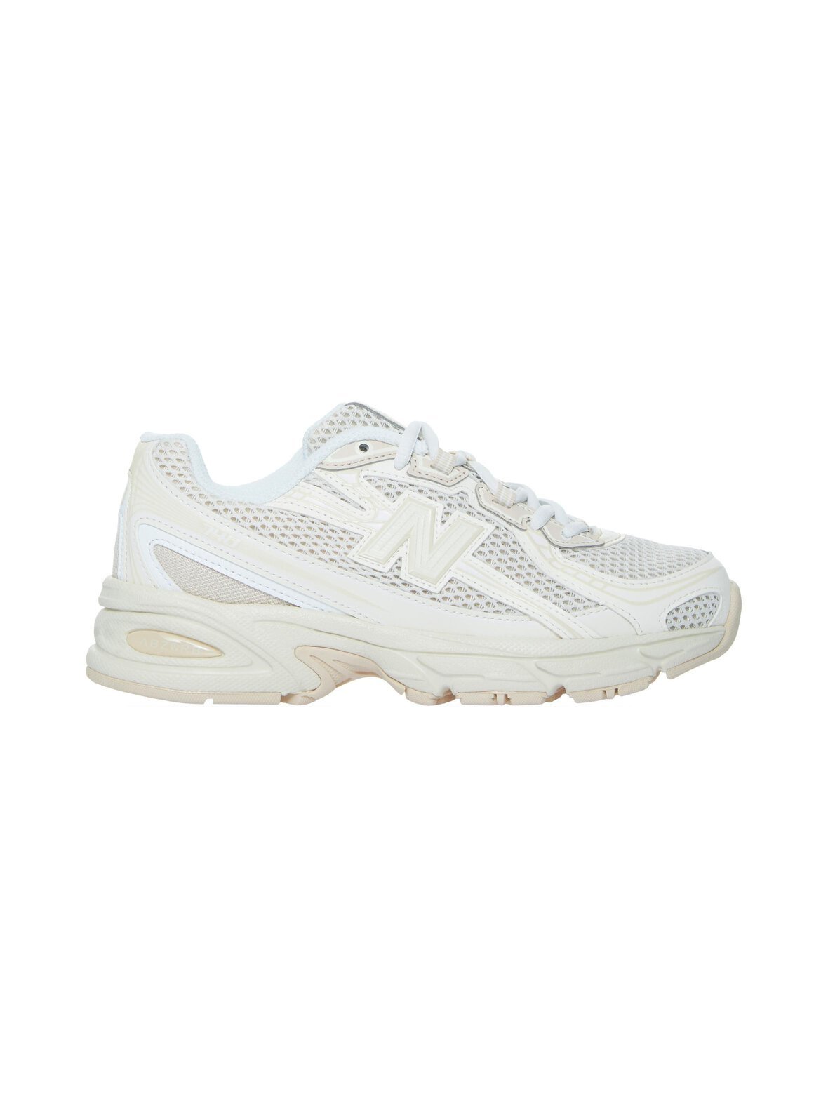 740 -sneakerit