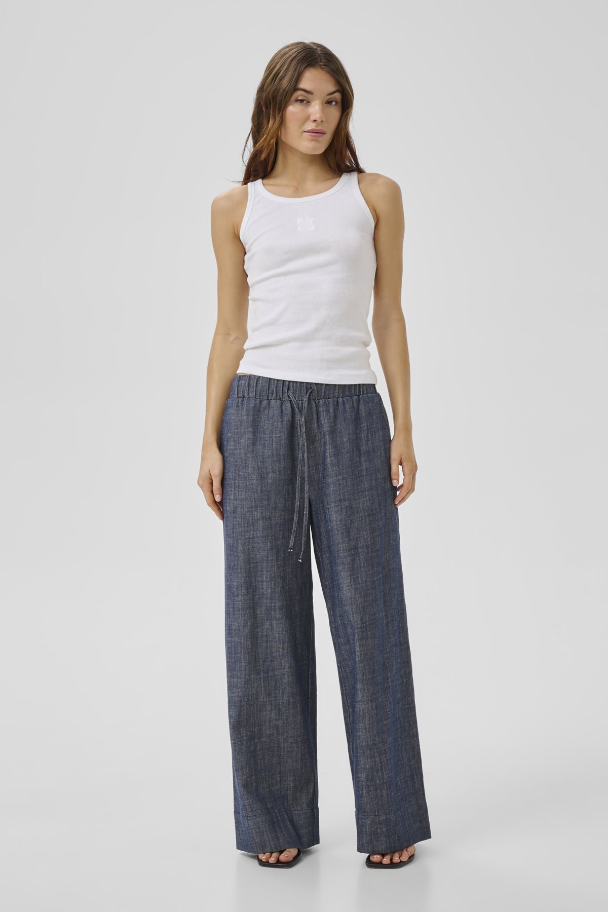 My Essential Wardrobe naisten housut Dazzie Dias Pant, tummansininen