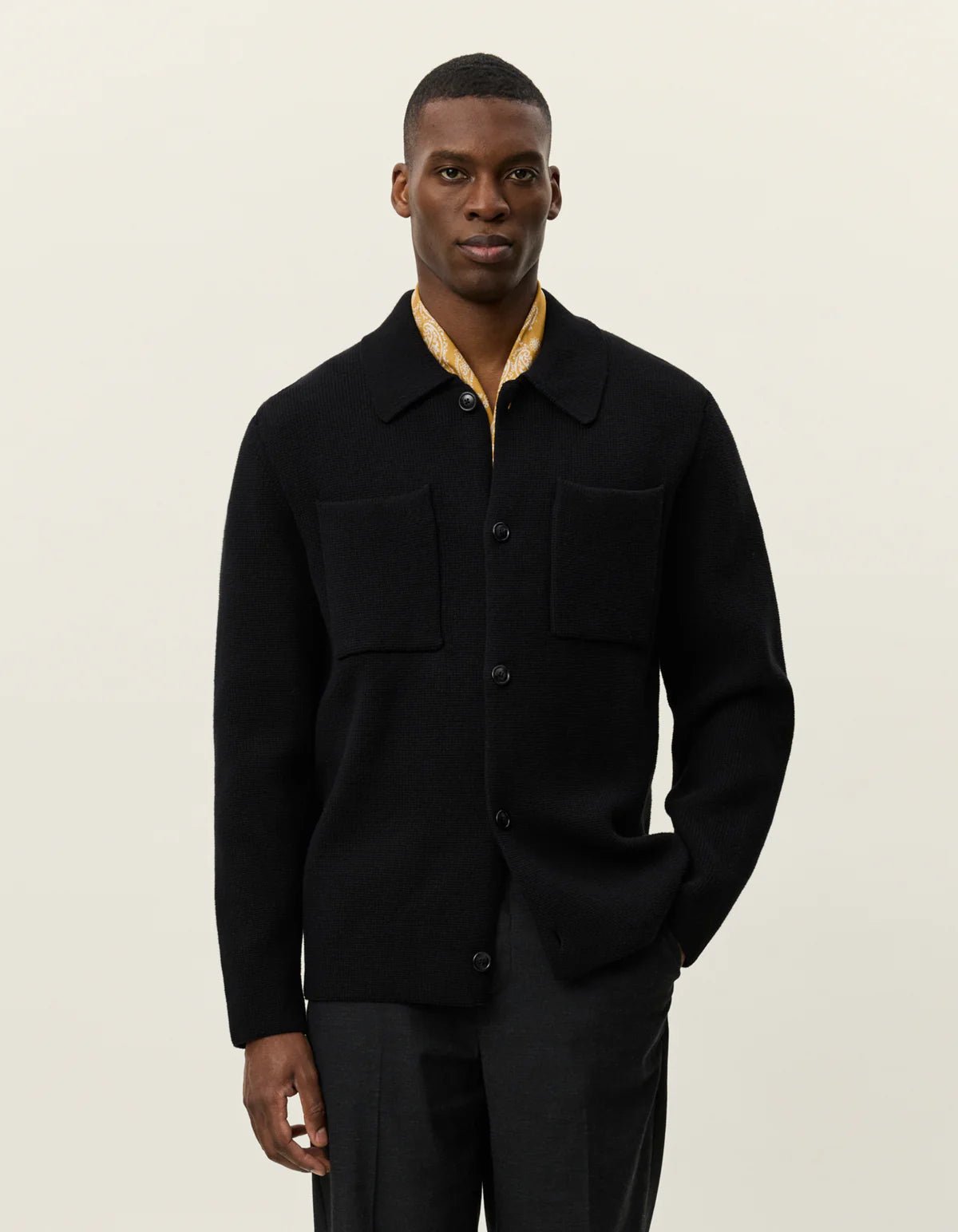 Les Deux miesten paitatakki FISHER COTTON MILANO OVERSHIRT, musta