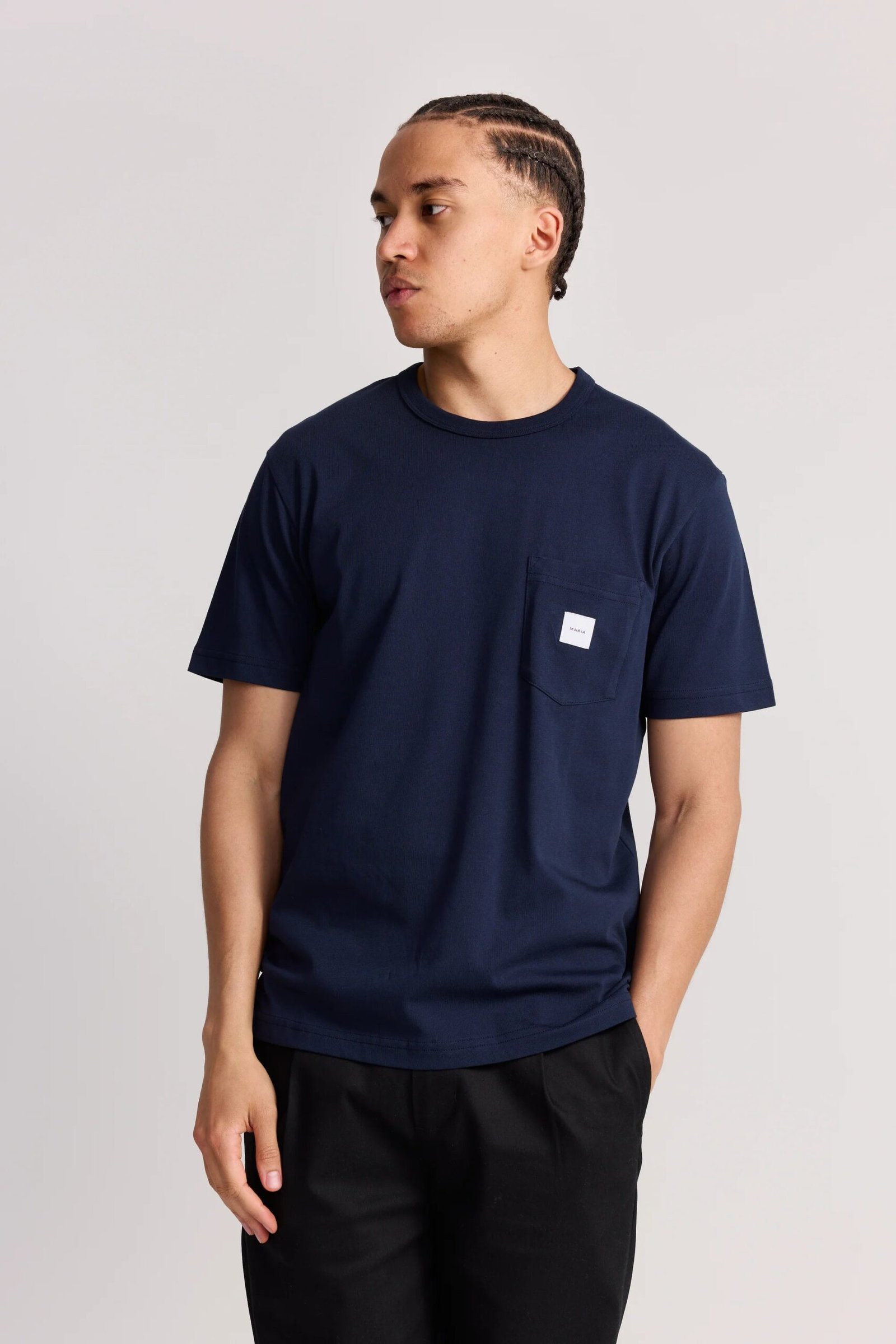 Makia miesten t-paita K Square Pocket t-shirt, tummansininen
