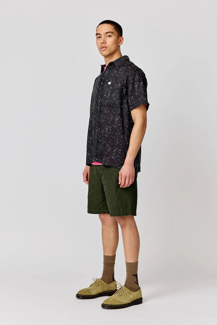 Makia miesten lyhythihainen kauluspaita, PASTURE SHIRT Musta
